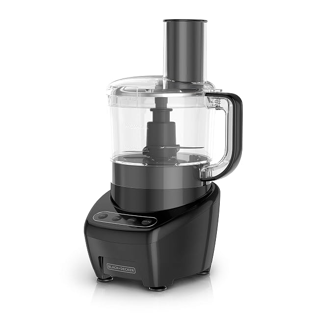 BLACK+DECKER FP4200BC 8 cup food processor with stainless steel blade and disc