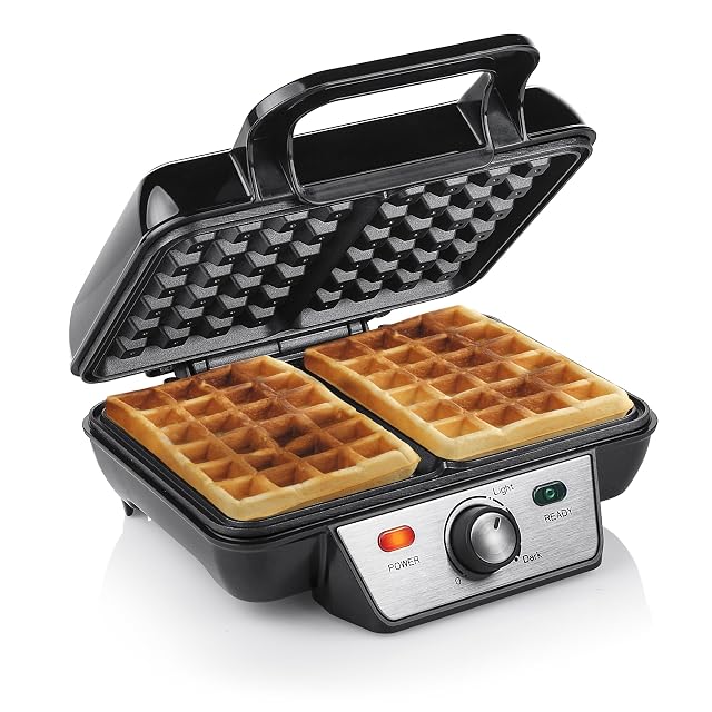 Tristar WF-2195 double waffle maker with stainless steel lid